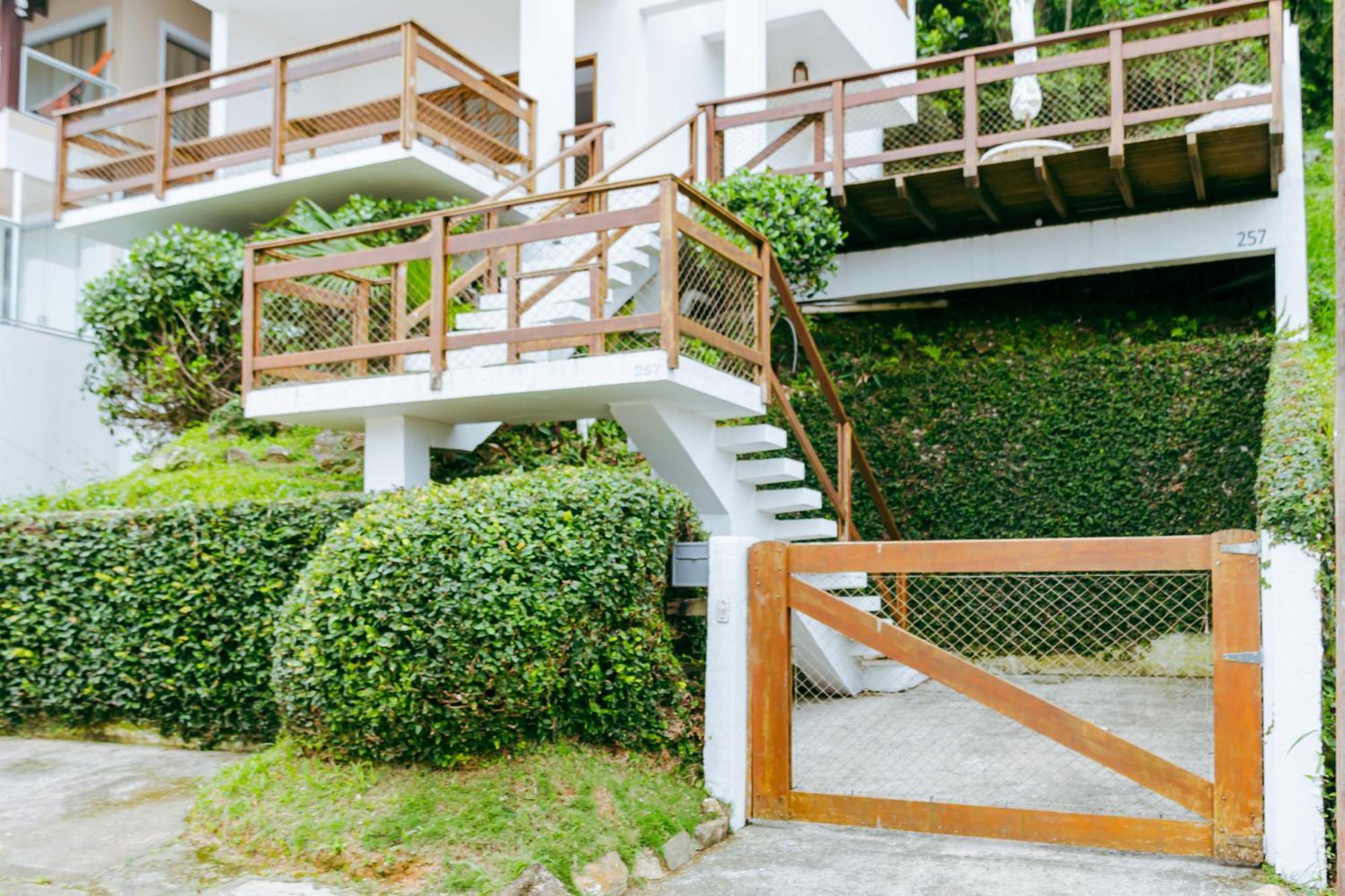 Casa Com Vista Mar Na Do Quilombo Fs6338
