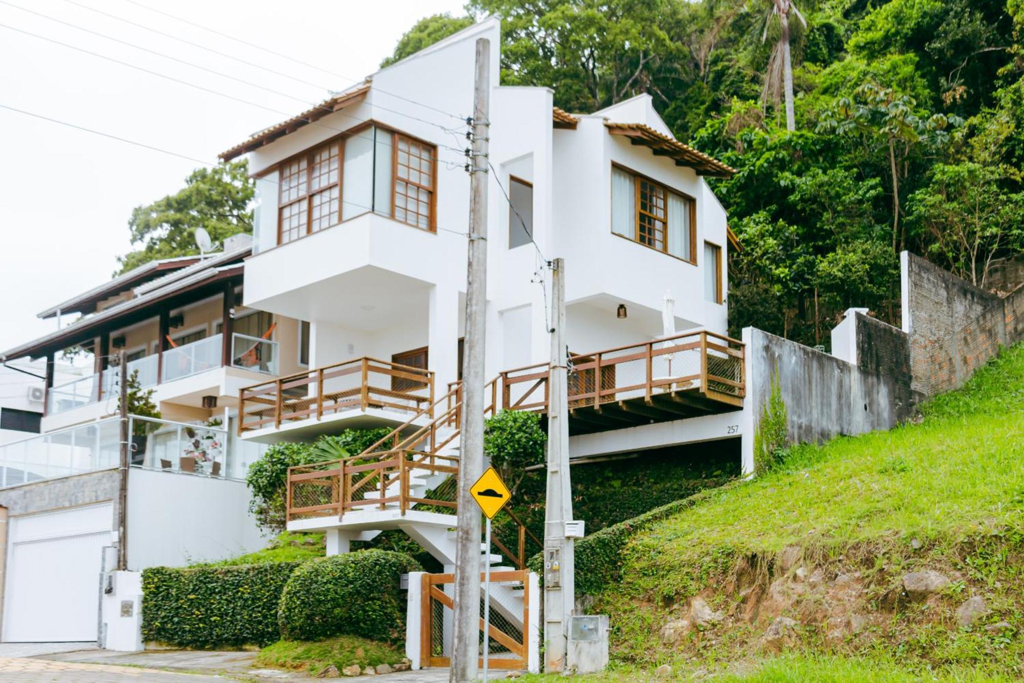Casa Com Vista Mar Na Do Quilombo Fs6338 *